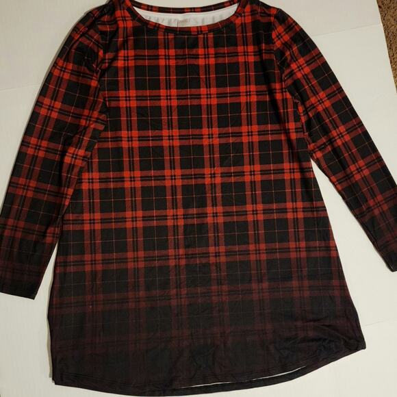 Red and Black Plaid Ombre Stretchy Long Sleeve Nightgown Size Large - Picture 7 of 7
